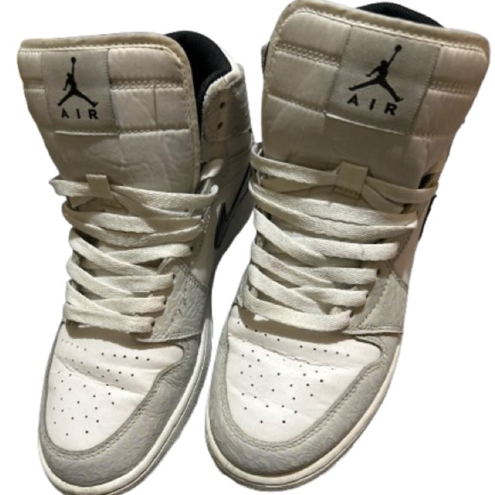 Nike Kids High-Top Sneakers - White and Black